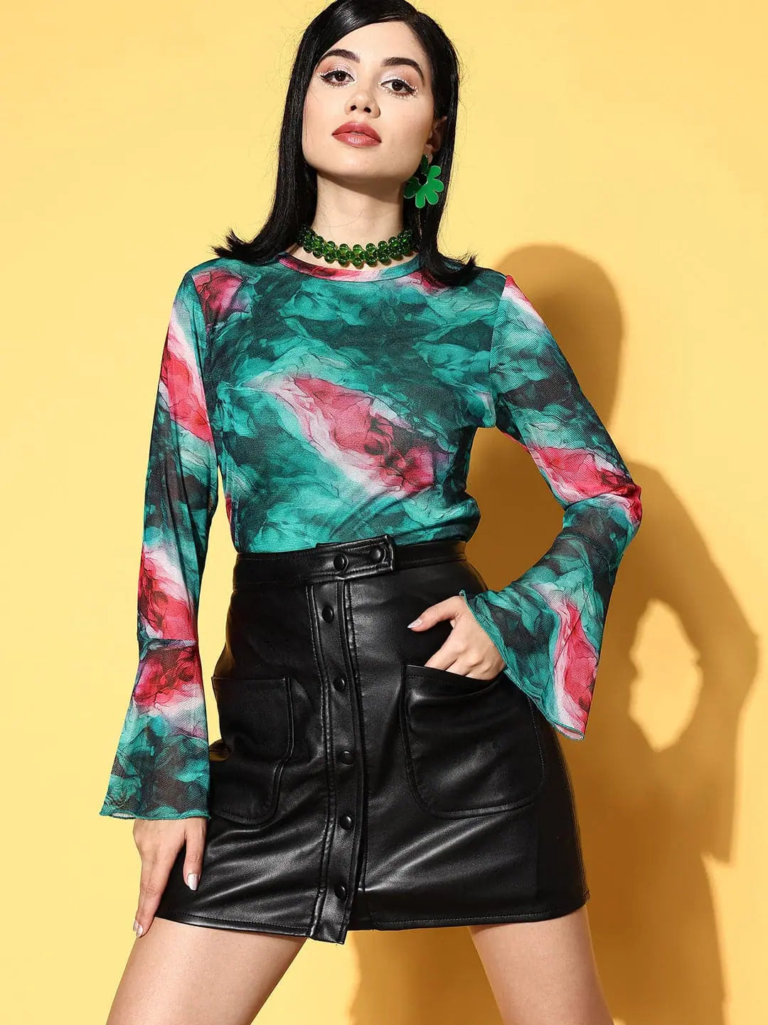 Women Emerald Green Marble Mesh Net Bell Sleeves Top