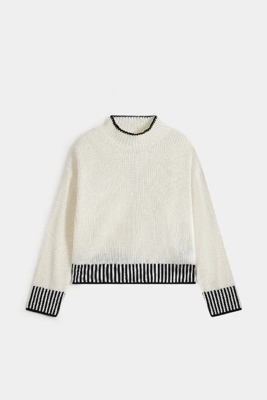 Turtle Neck Contrast Sweater